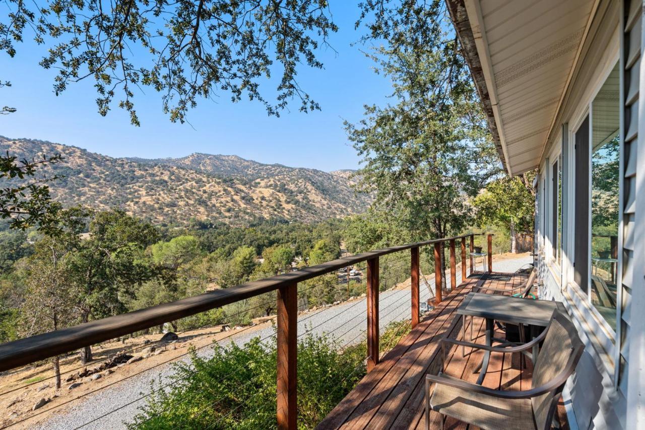 Views, Hot Tub, Outdoor Shower, 15M From Sequoia スリー・リバーズ エクステリア 写真